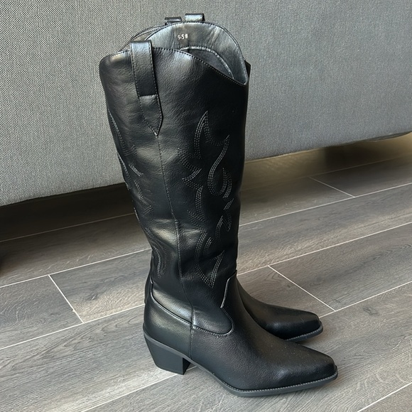 Western Faux Leather Black Tall Cowboy Boots Sz 9.5 - Picture 16 of 16